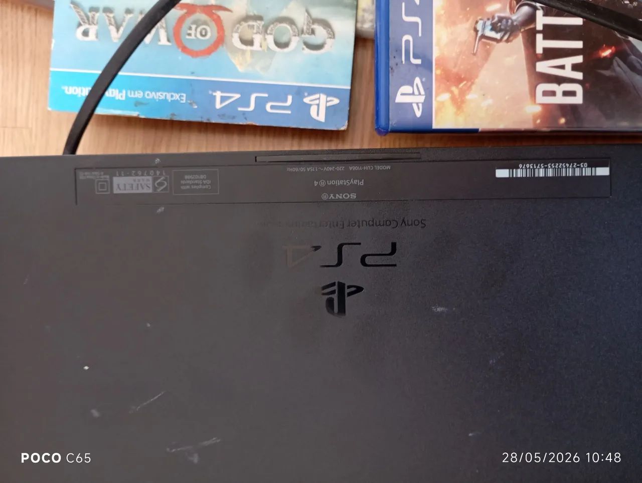 Vendo ps4 com 3 controles e jogos  - Foto 4