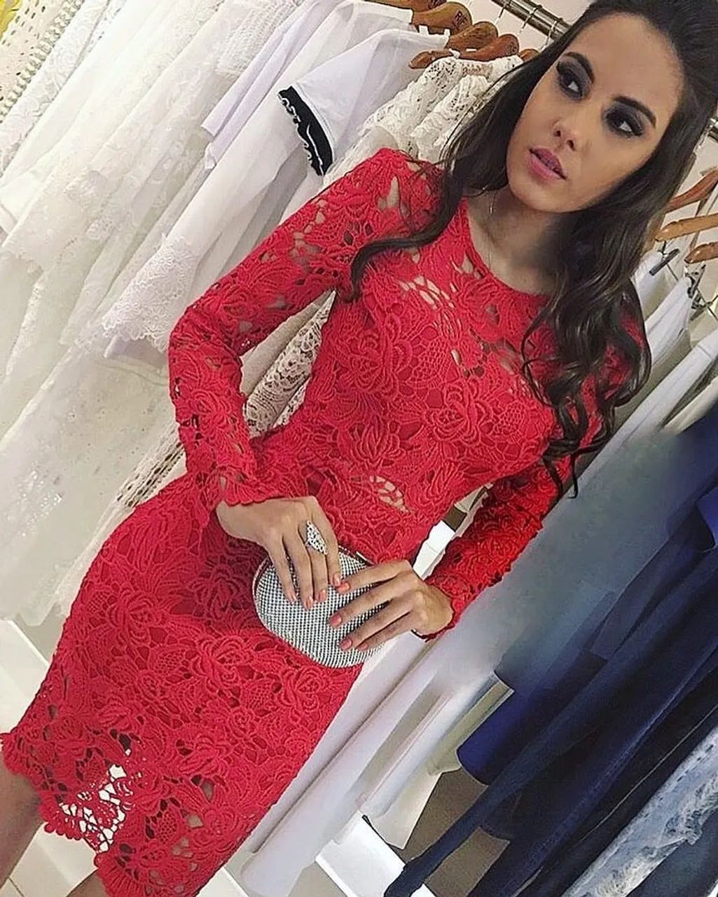 Vestido Vermelho Renda Modelo de Mãe de Princesa  - Foto 5