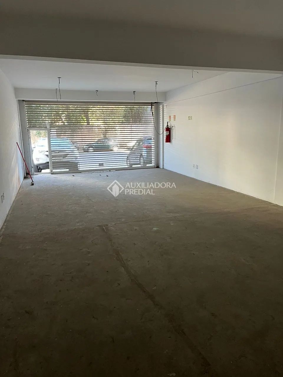 Salão Comercial Espaçoso com 69,22 m² no bairro Taboão - Foto 3