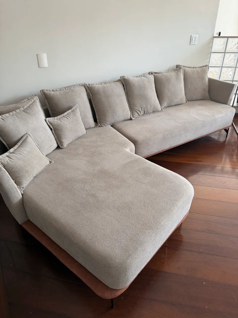 Sofá cinza grande - Foto 2