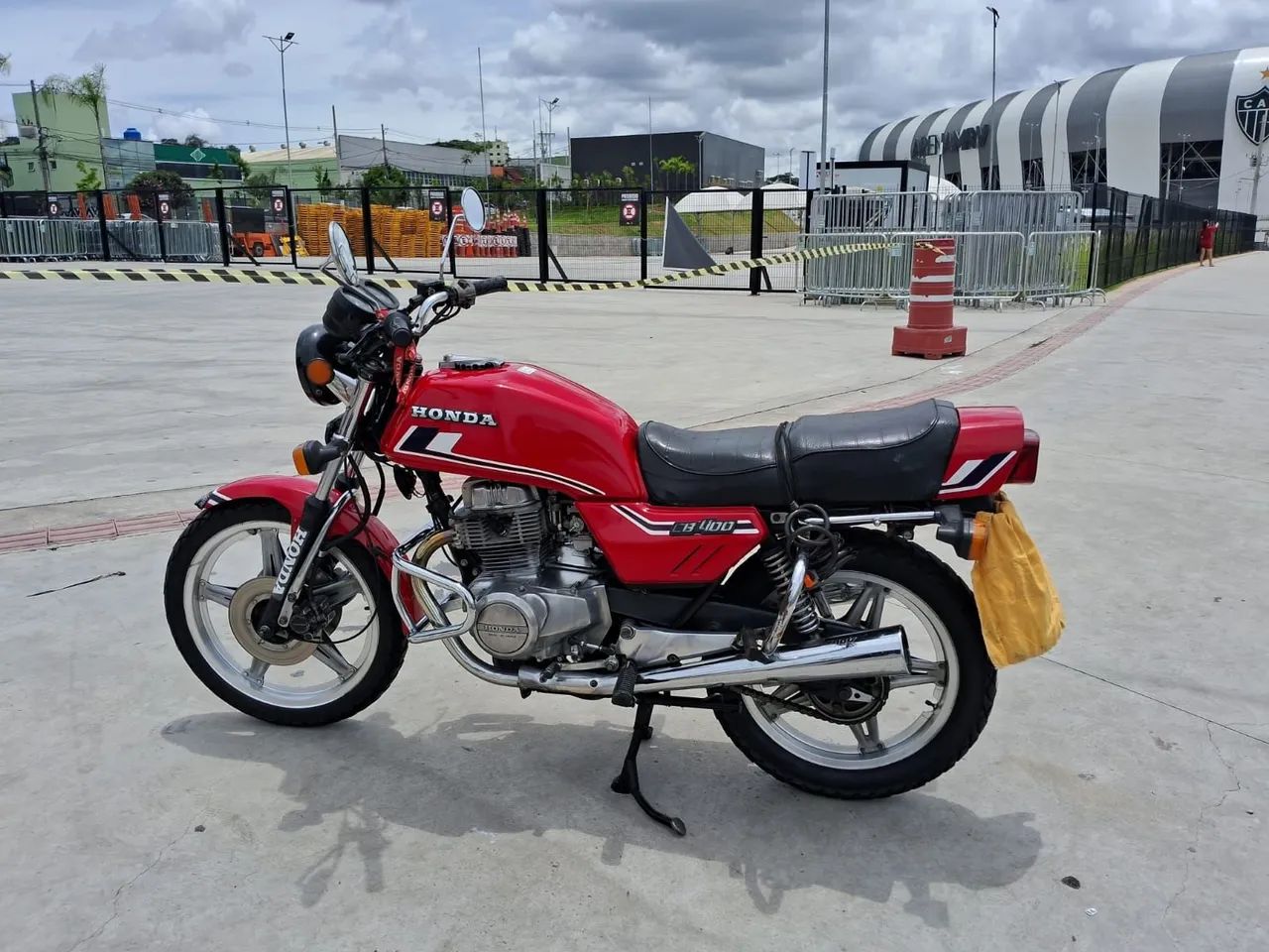 Moto linda, revisão em dia, muito bem conservada. 2° dono, uma verdadeira raridade. - Foto 4