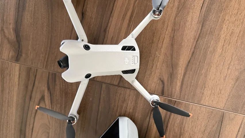 DJI Mini 4 Pro com baterias extras e acessórios - Foto 4