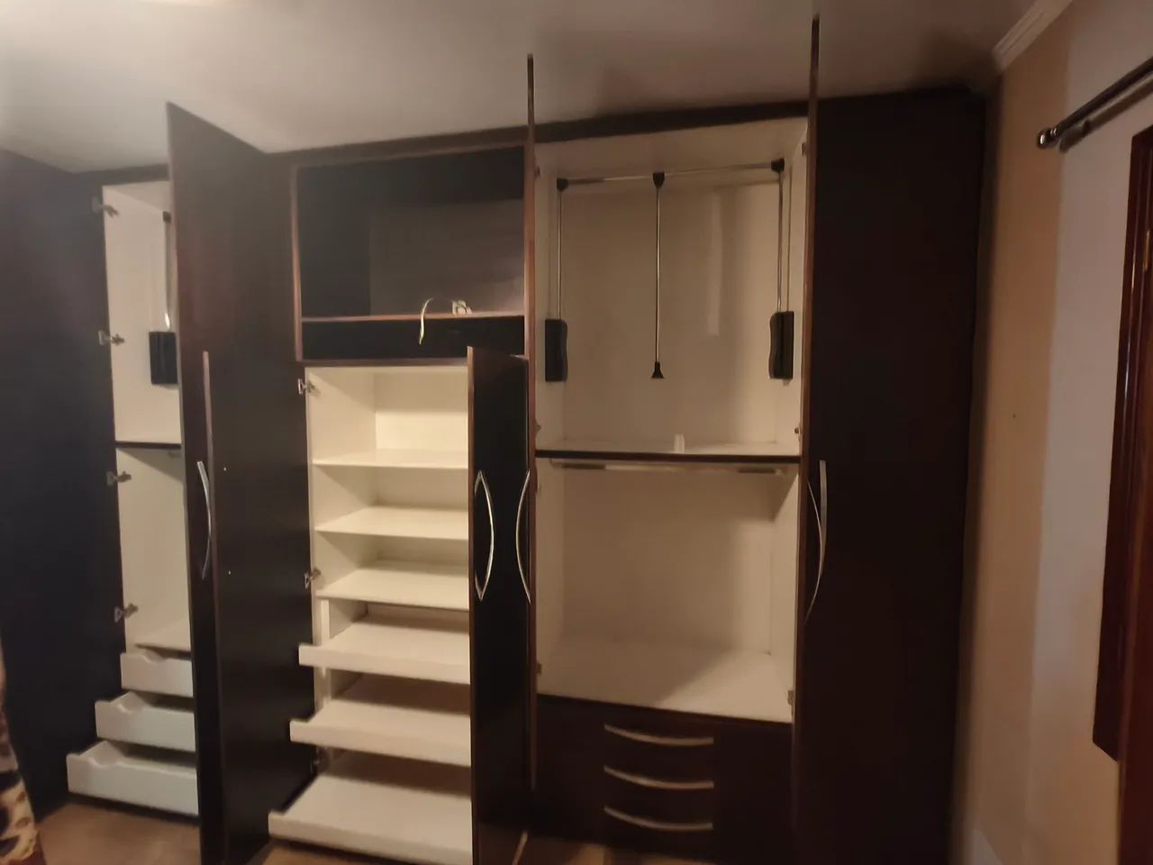 Guarda-roupa grande  - Foto 2