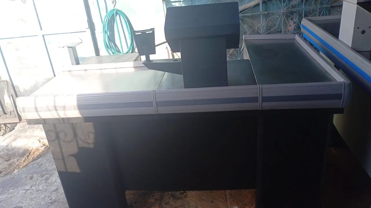 Balcão caixa de supermercado 