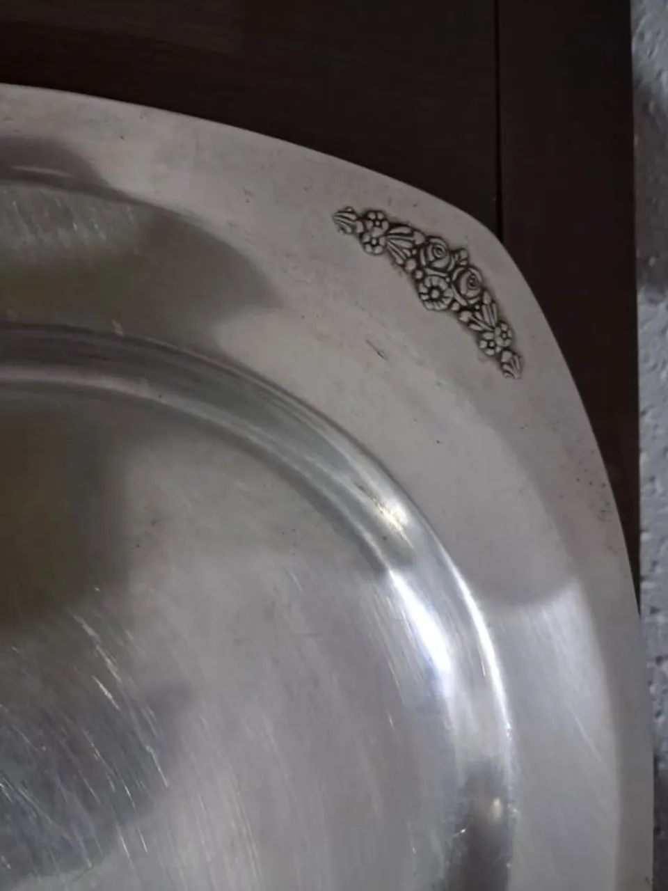 Antigo prato em inox com flores - Foto 2