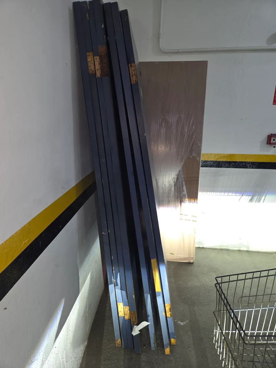 Vendo portas de elevador428513847600762881