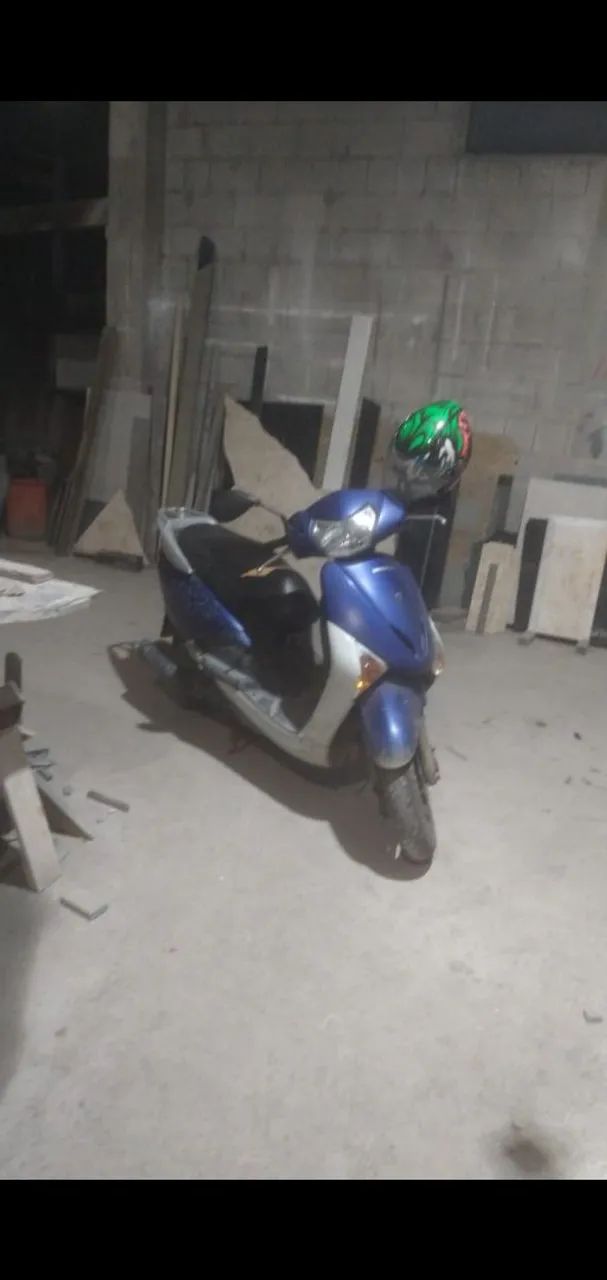 Honda lead  - Foto 3