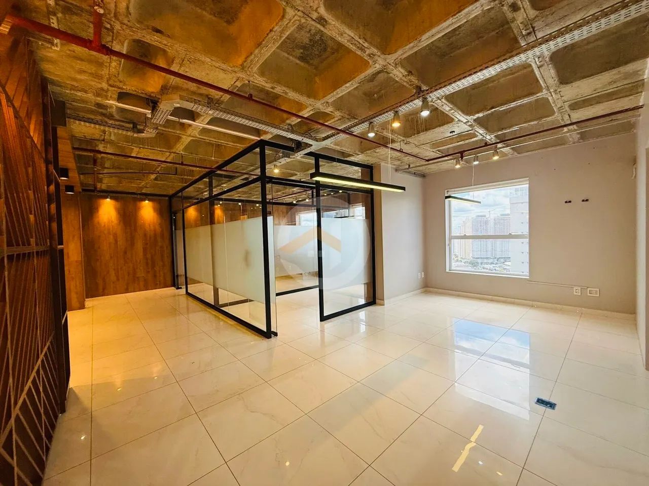Sala Comercial a Venda, 89M², Setor Bueno, Goiânia-GO - Foto 2