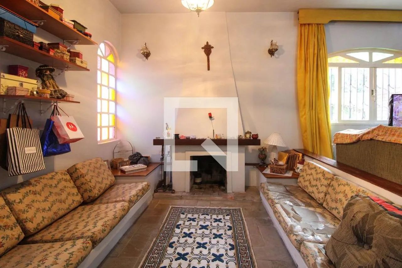 Casa à Venda - Vila Sônia, 3 Quartos, 190 m2