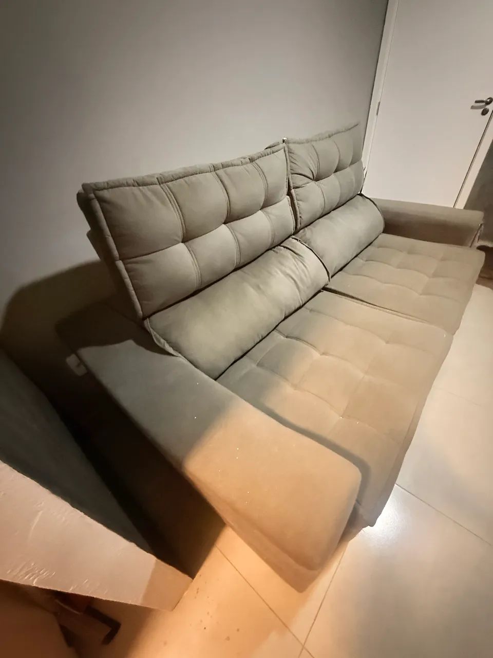 SOFÁ RETRÁTIL 2,05M - MOLAS ENSACADAS - R$ 750