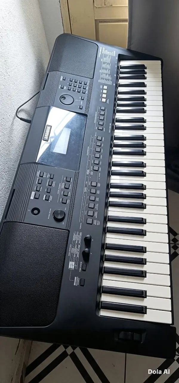  Teclado Yamaha psr463