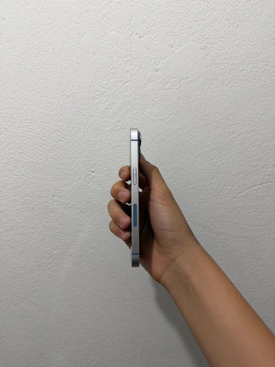 iPhone 14 - impecável com carregador  - Foto 3