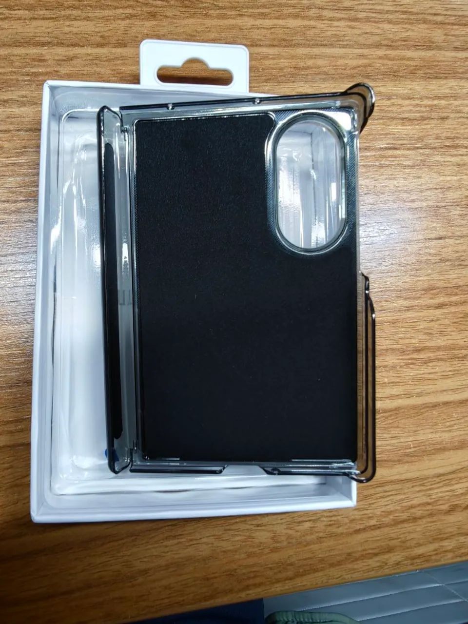 Case para Z Fold8 Couro Preto - Foto 2