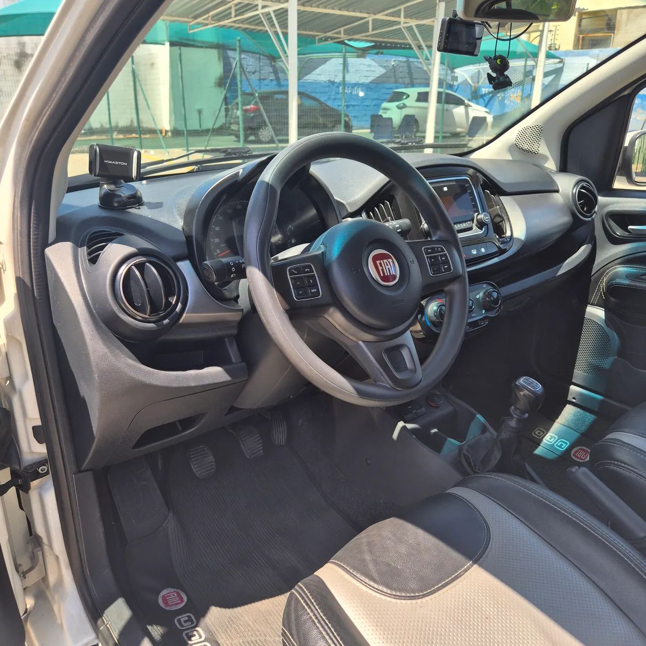 Fiat Uno Evolution 1.4 Fire Flex 8V 5P 2015 - Foto 4