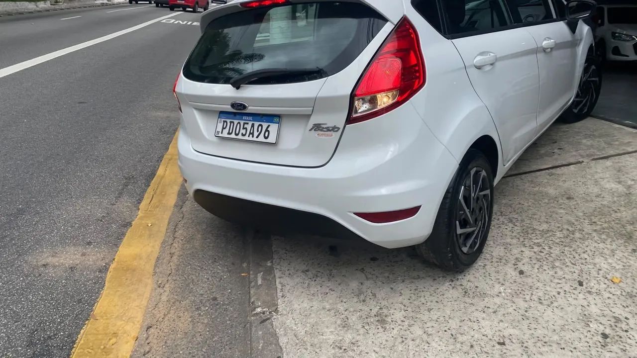 Ford Fiesta 1.5 16V Flex Mec. 5p, foto 6 de 16