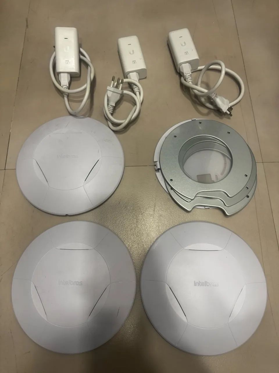 ROTEADOR /ACCESS POINT AP 360 » Design sofisticado e compacto  - Foto 4