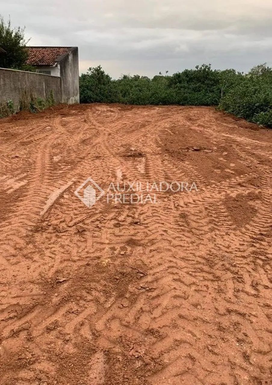 Terreno com 360m2 à venda no bairro Carianos - Florianópolis- SC - Foto 2