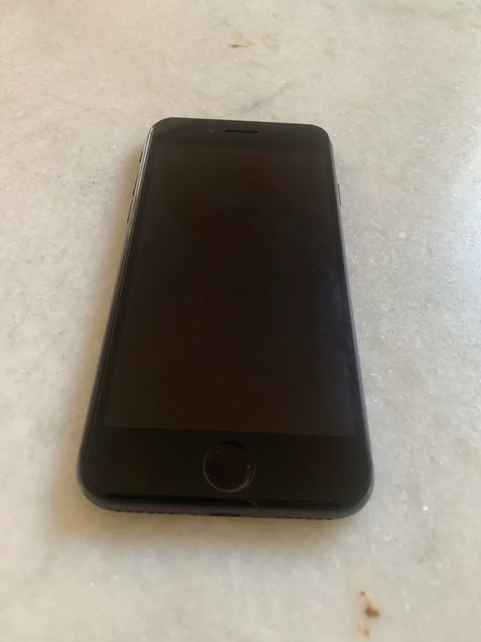 iPhone 8    64GB 