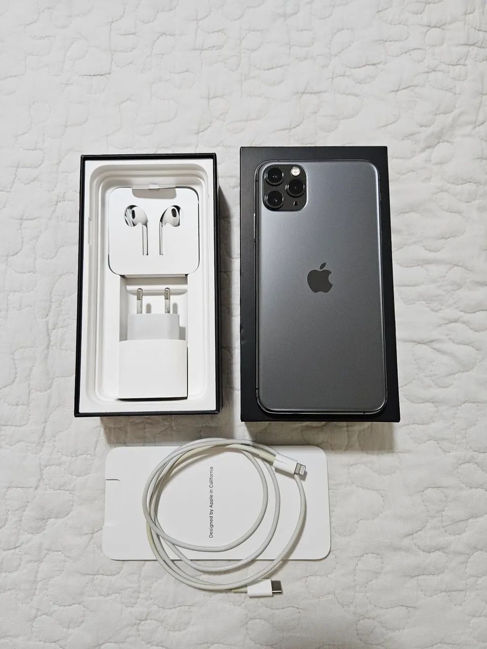 iPhone 11 Pro Max 256GB Cinza Espacial - Celulares e Smartphones