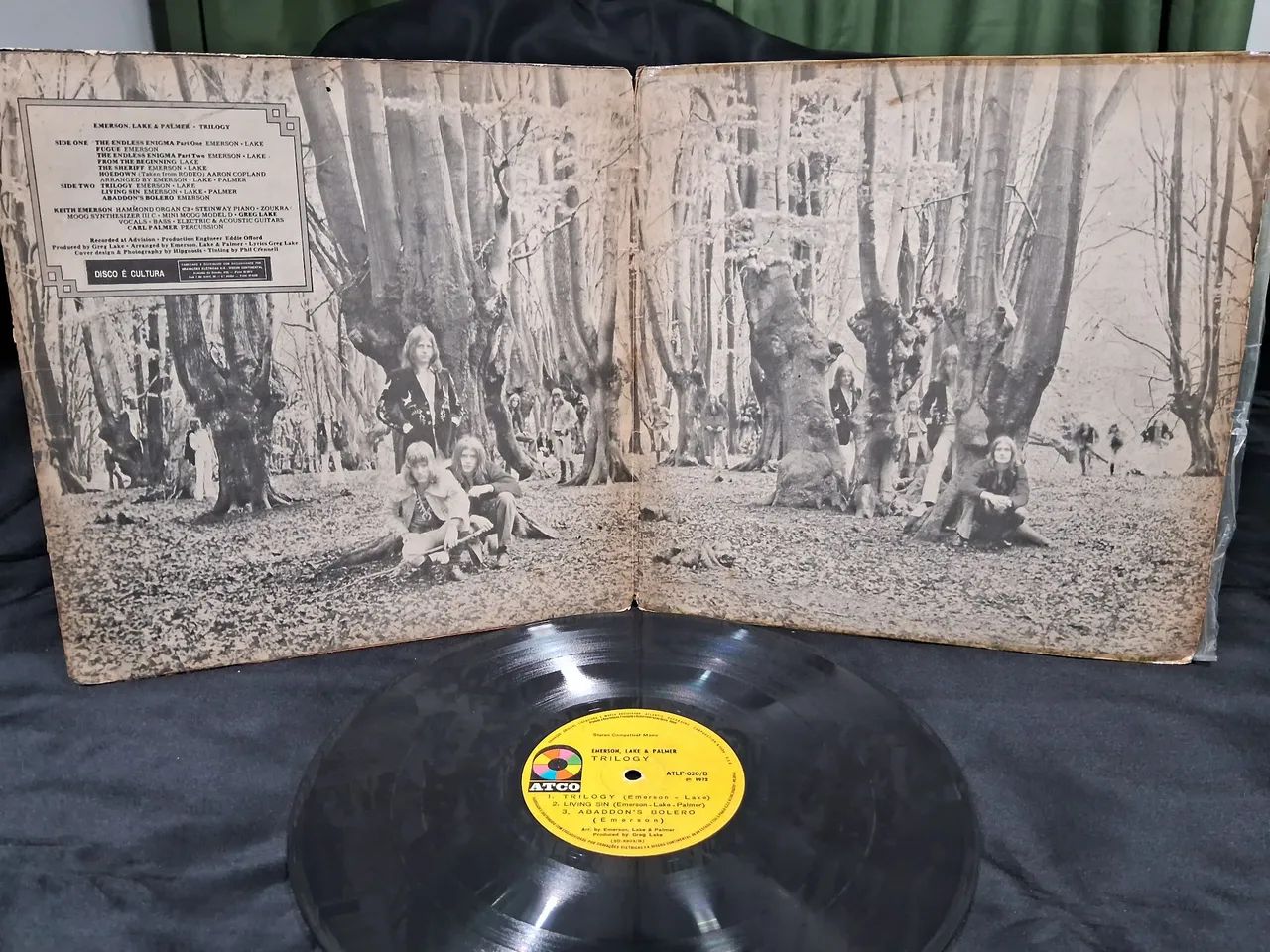 Lp Emerson Lake e Palmer Trilogy  - Foto 3