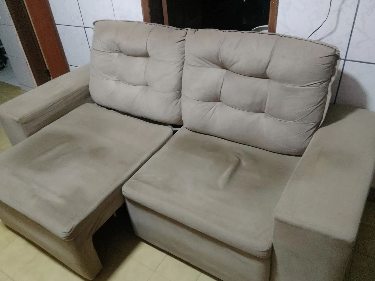 Sofás 2 e 3 lugares retrátil Lubeck  - Foto 2