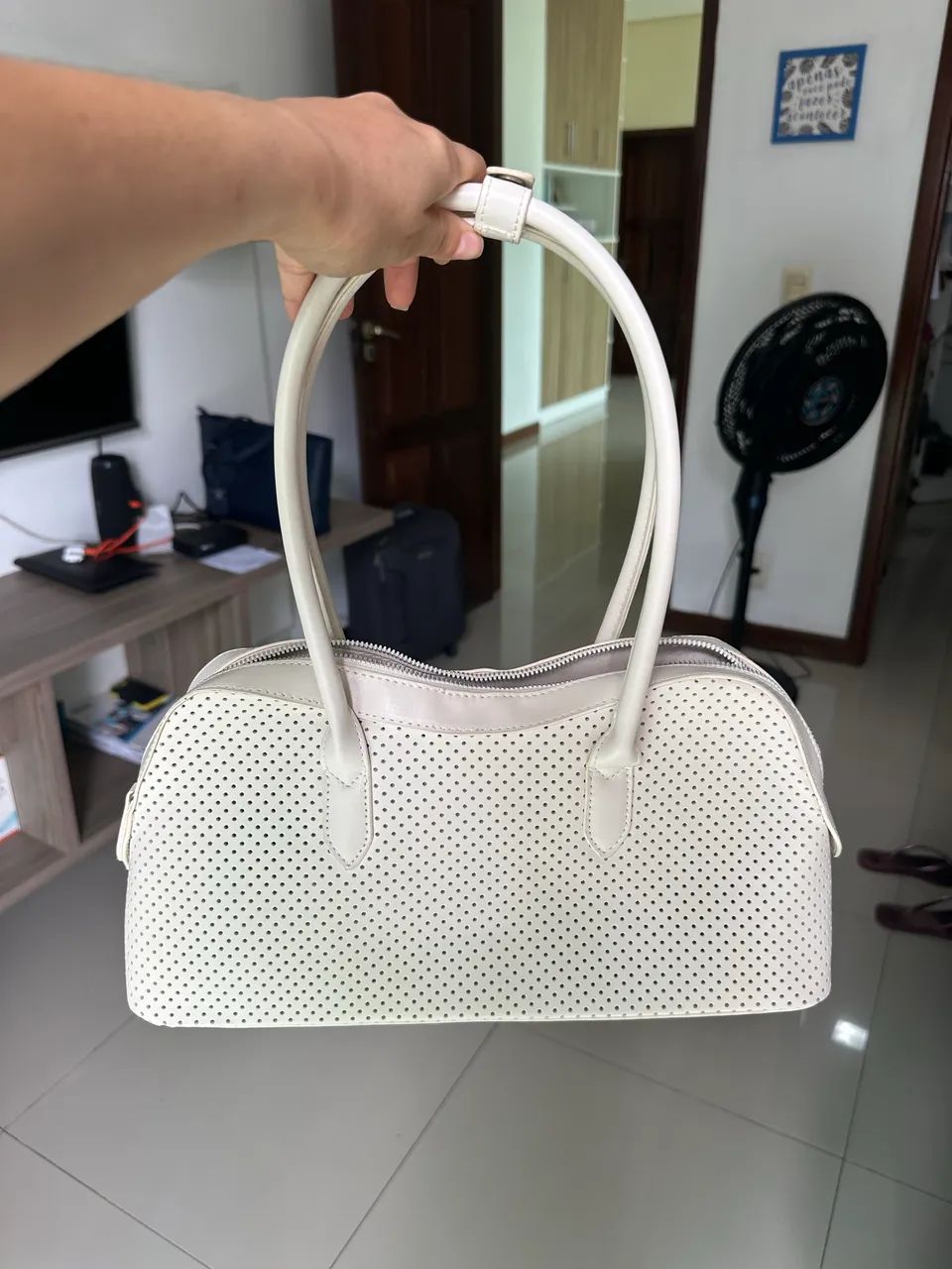 Bolsa retrô branca  - Foto 3