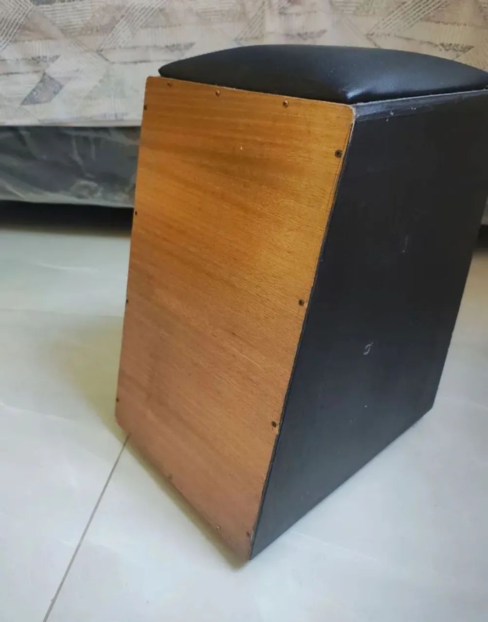 Cajon Eletroacústico Acolchoado 