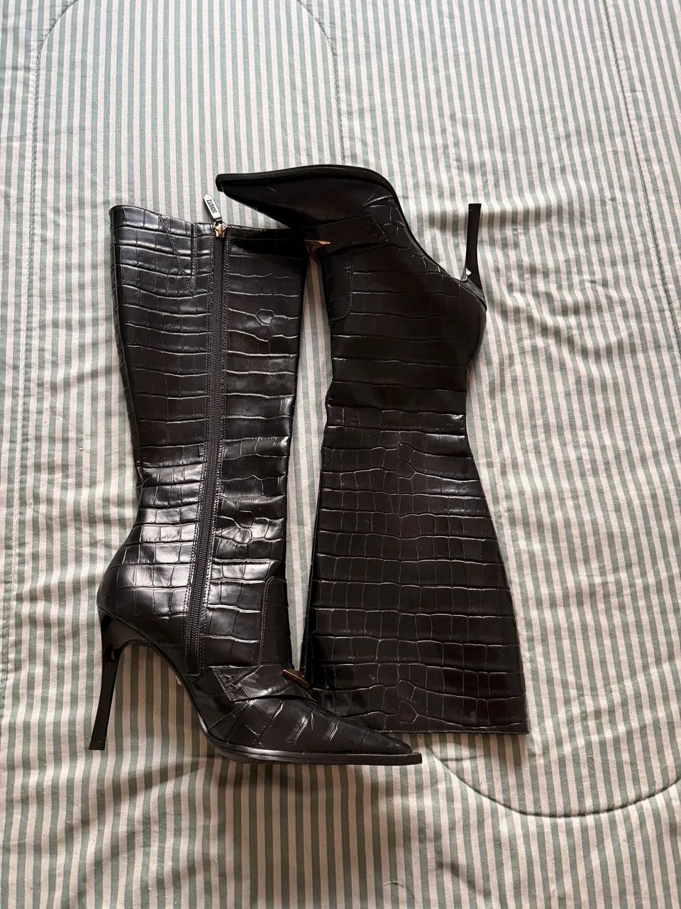 BOTA SCHUTZ  COURO  - Foto 4