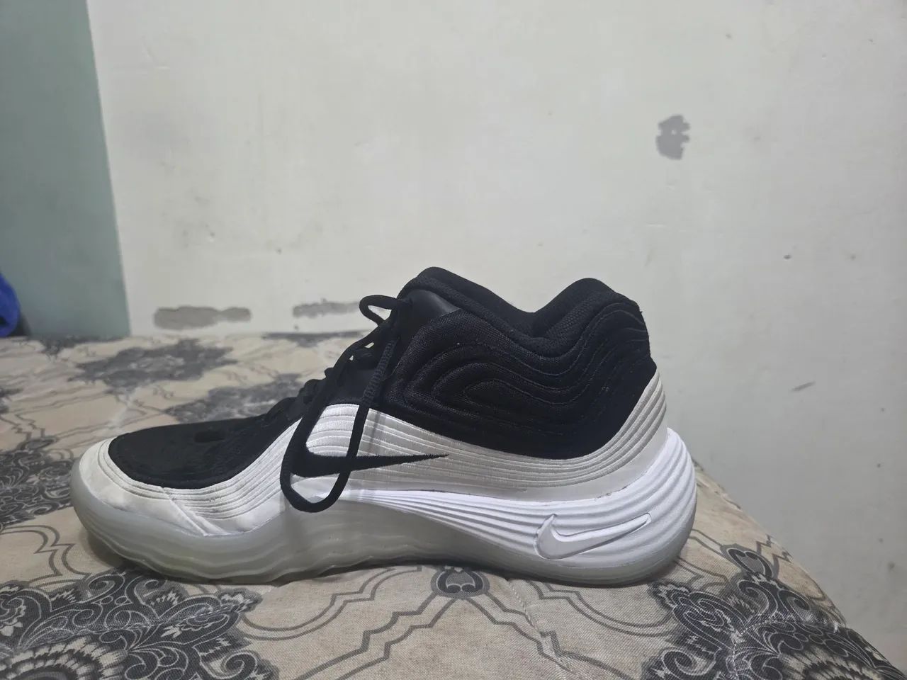 Nike precision 8 mid