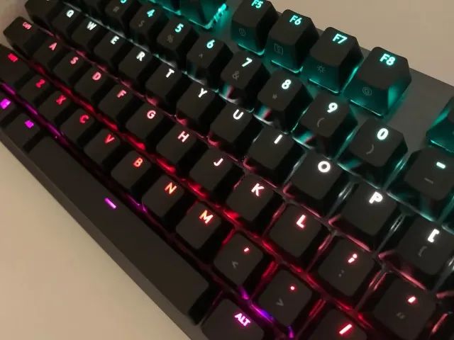 Teclado Mecânico Logitech G512 Carbon - Switch Brown