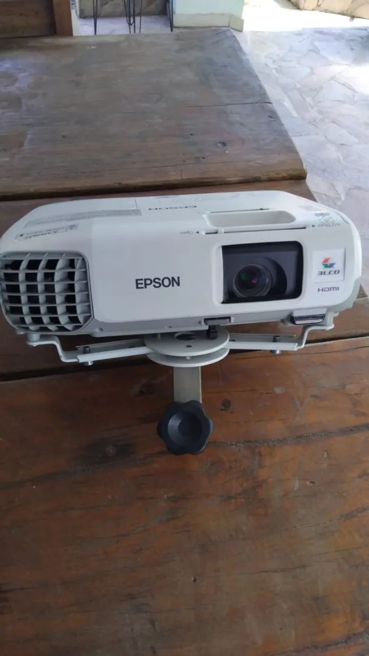 Projetor Epson Powerlite S17  - Foto 2