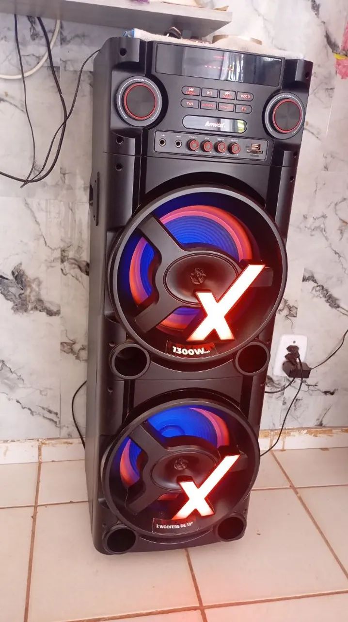 Caixa de som 1300w em perfeito estado - Foto 3