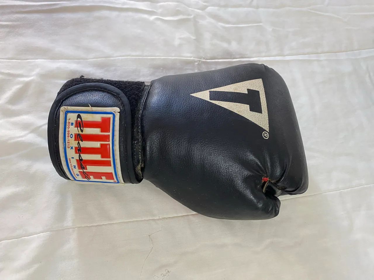 Luva de Boxe Title Classic (14 oz) + Ataduras Everlast