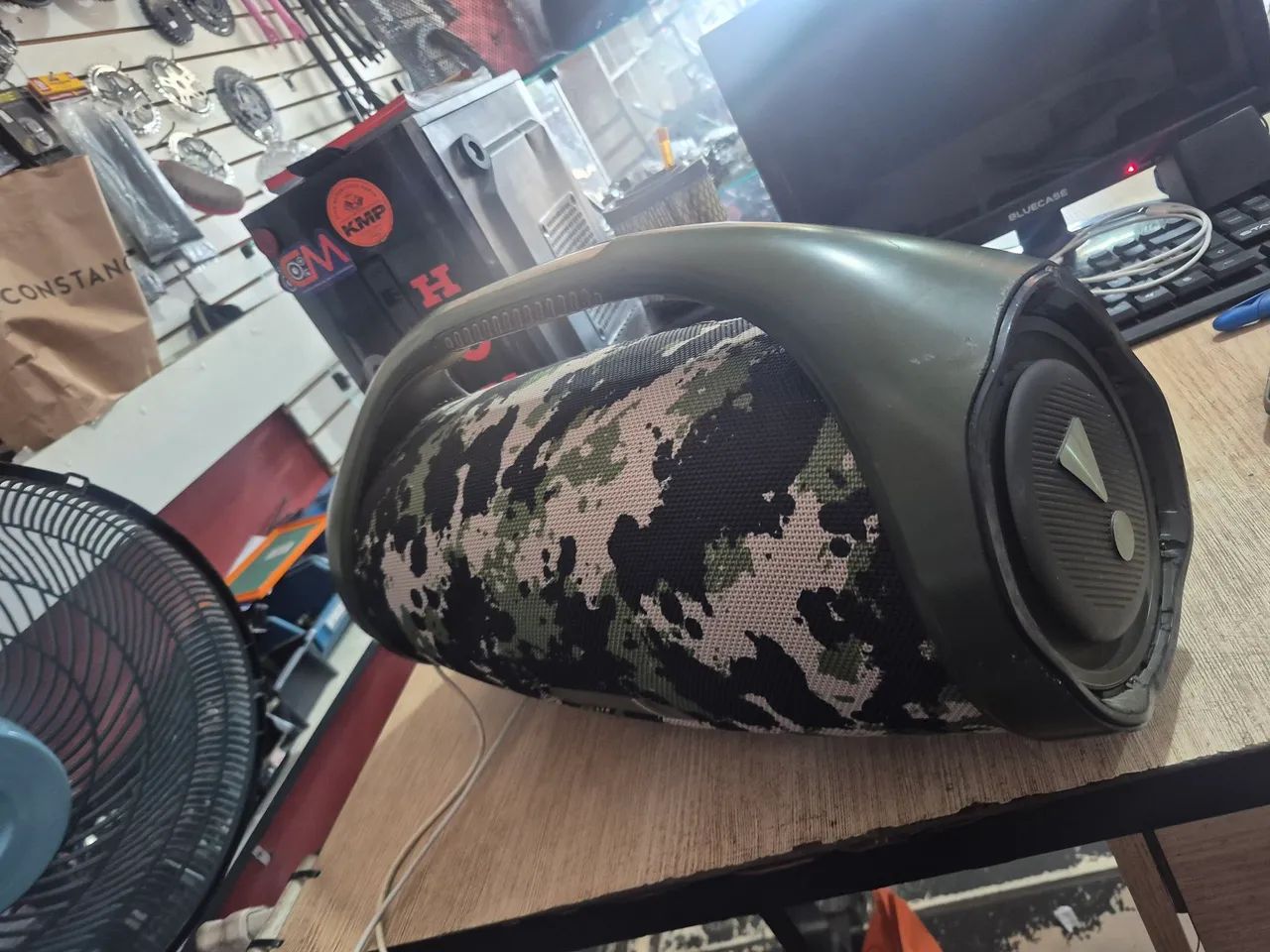 Jbl bombox x2  - Foto 2