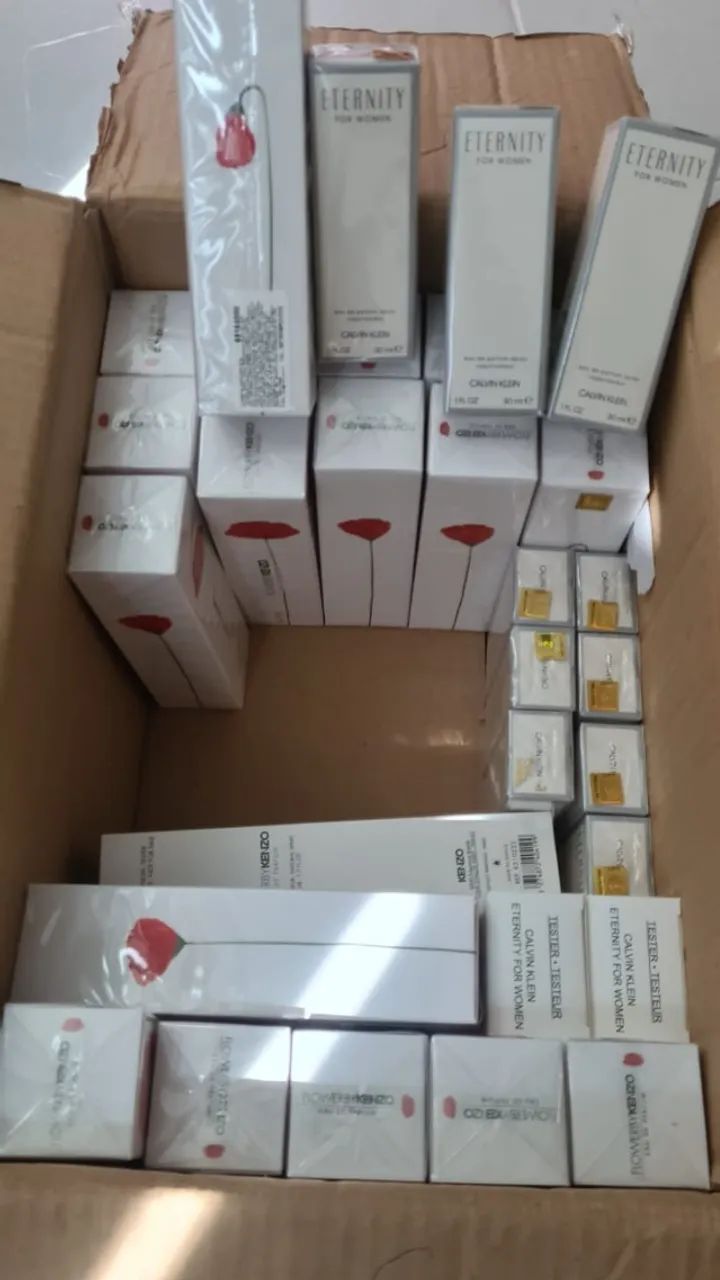 eu de  parfum perfumes lacrados  - Foto 2