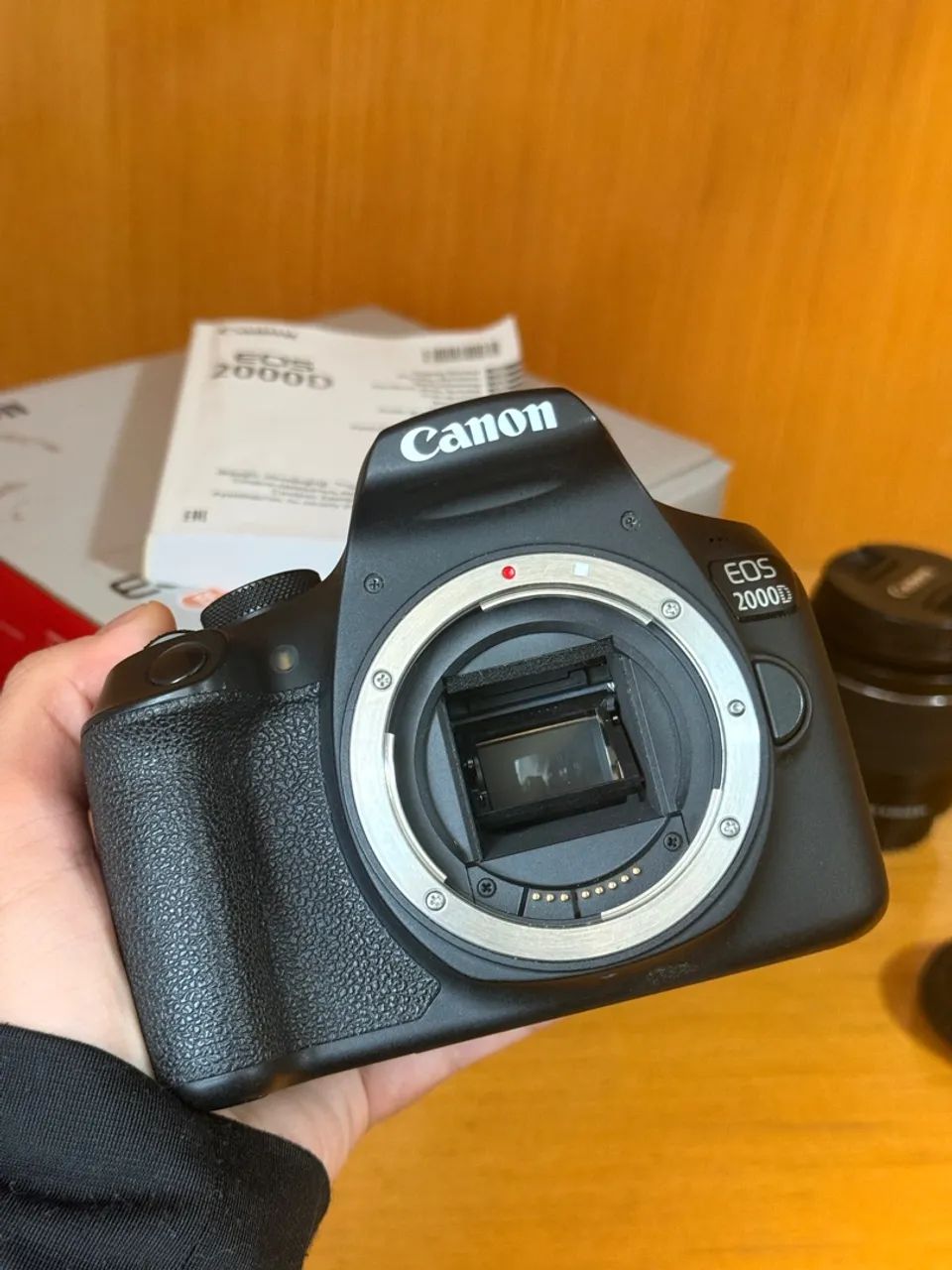 Camera Canon EOS 2000D - Foto 3