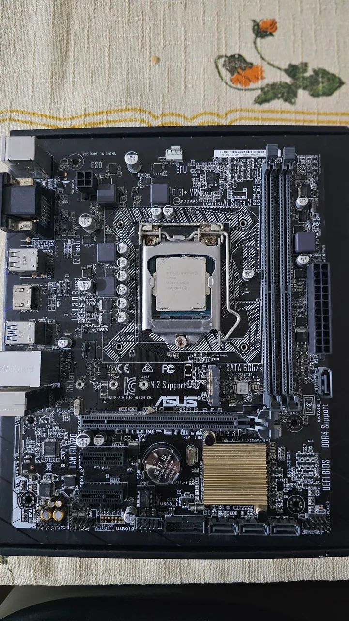 Placa Mãe Asus H110M A em2 + Processador Intel Core Pentium Gold g4560