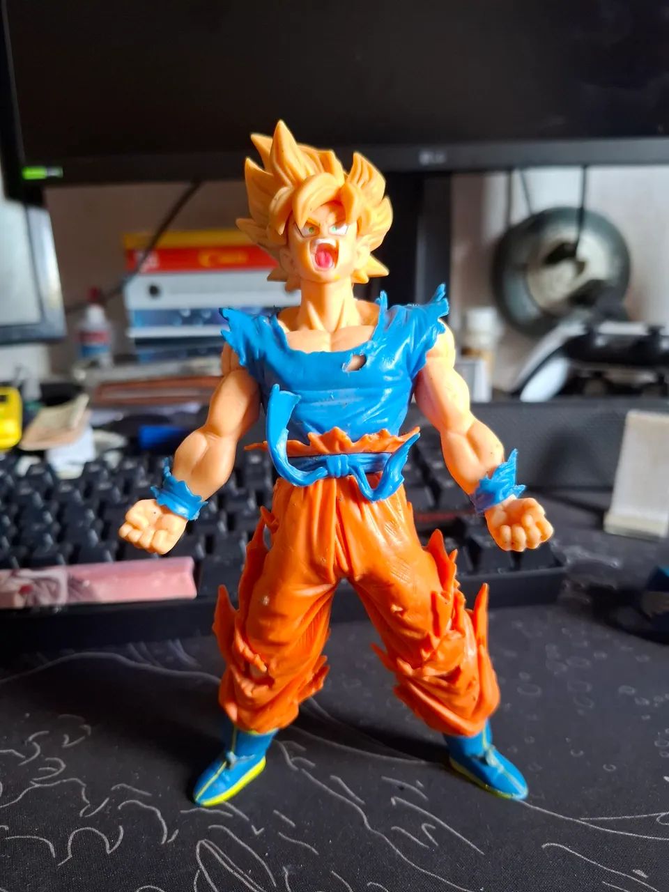 Action Figure Goku SSJ1