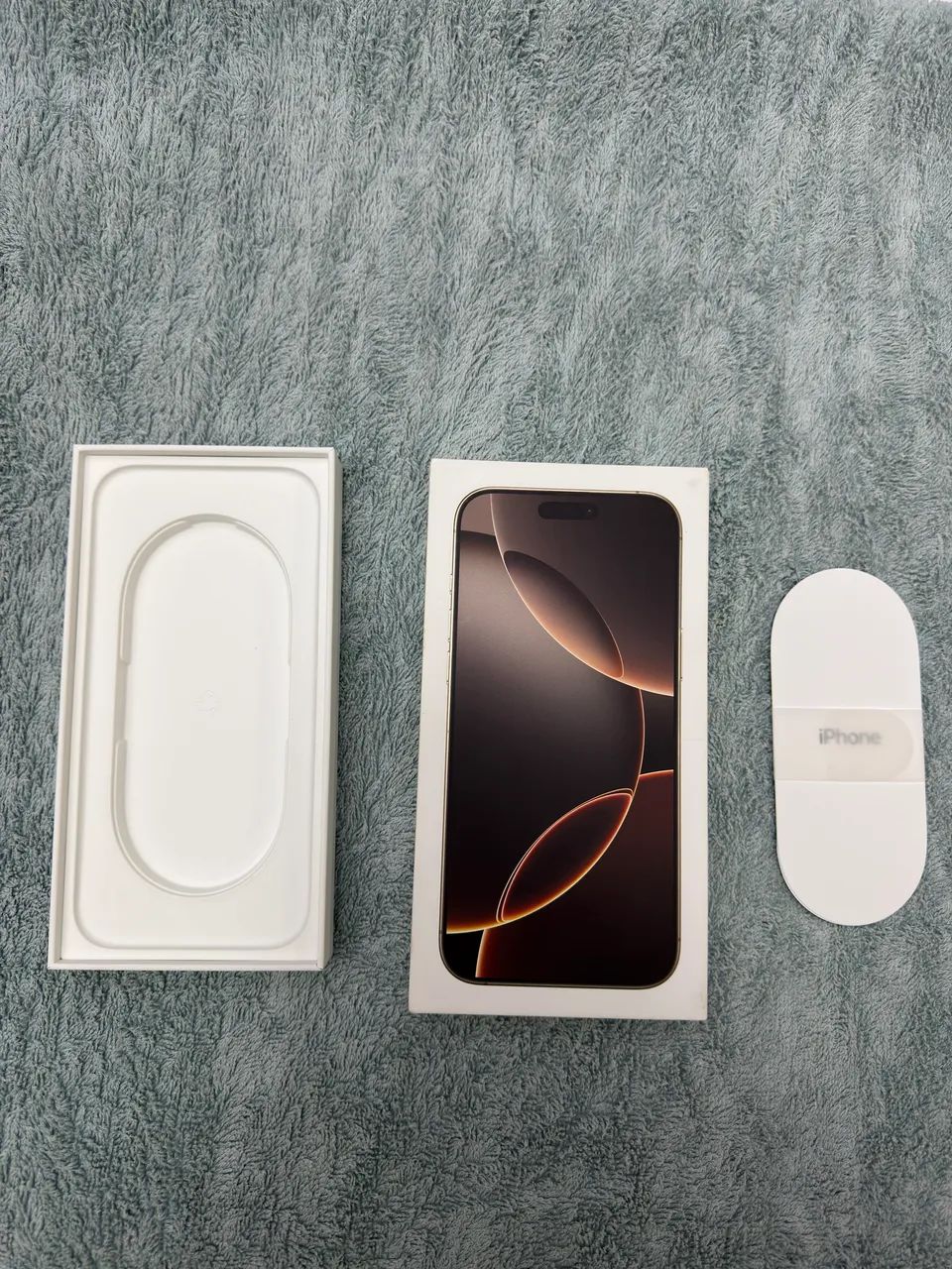 Vendo caixa do iPhone 16 pro Max  - Foto 4
