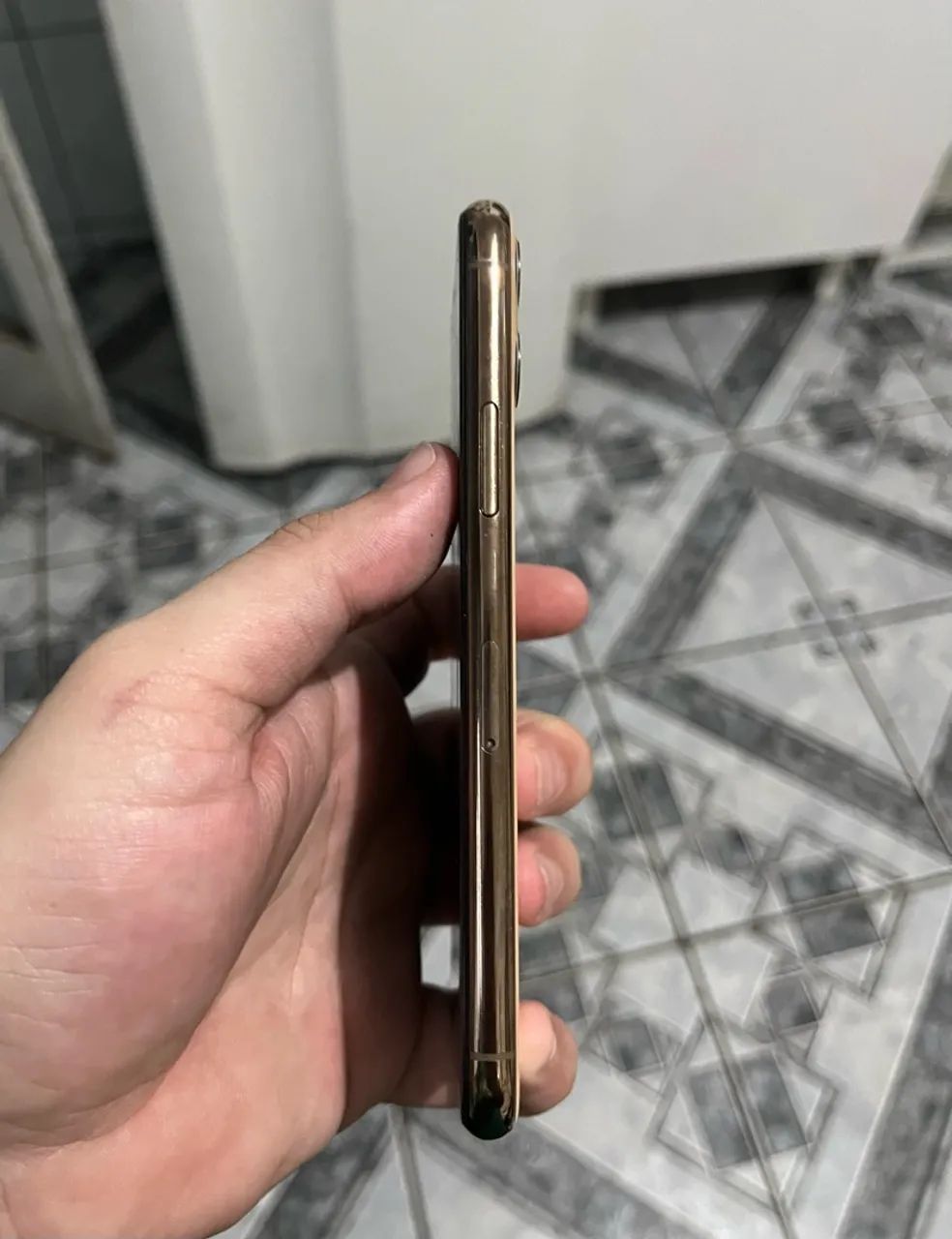 IPhone 11 Pro 256gb - Dourado Top - Foto 3