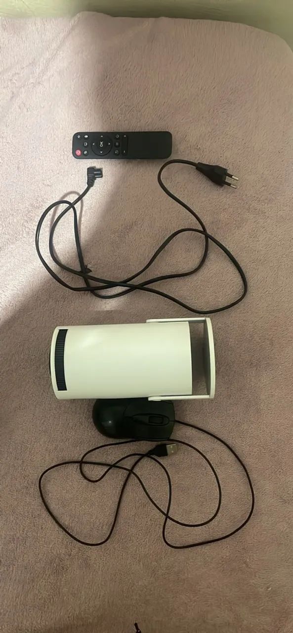 Vendo projetor funcionando perfeitamente 