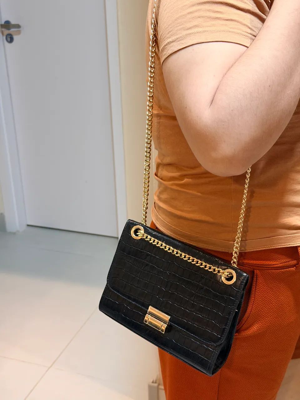 Bolsa de couro Marca UZA com certificado de garantia 