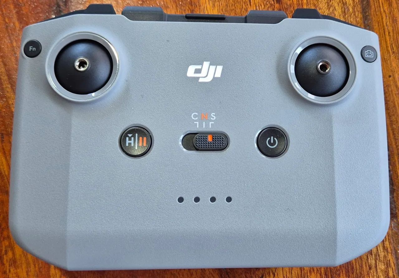 Drone Dji Neo combo fly more c/ case - Foto 3