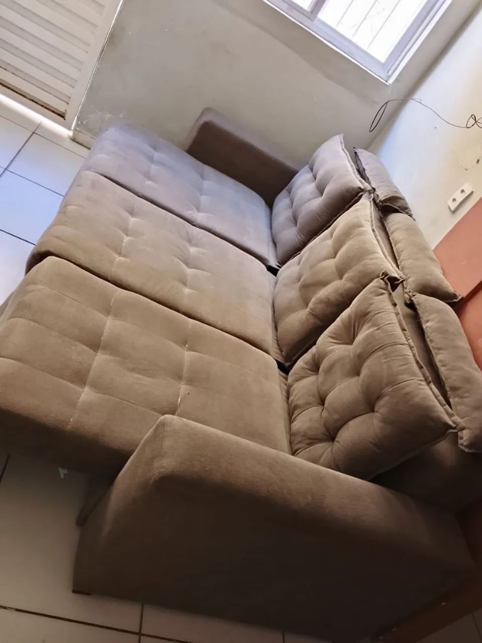 Sofá retrátil 