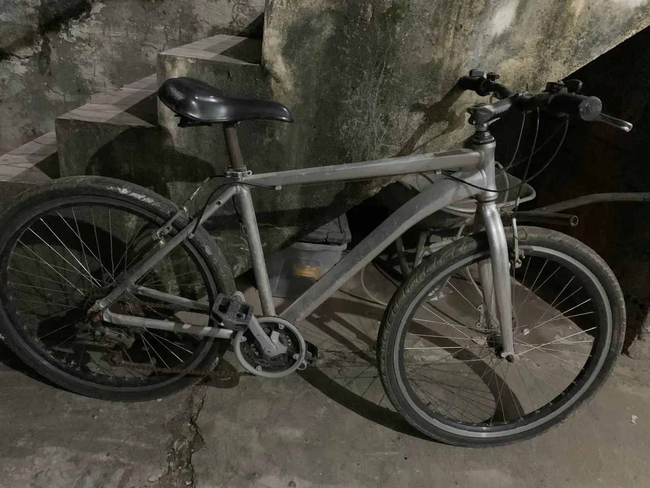 Bicleta aro 26 toda de  alumínio 
