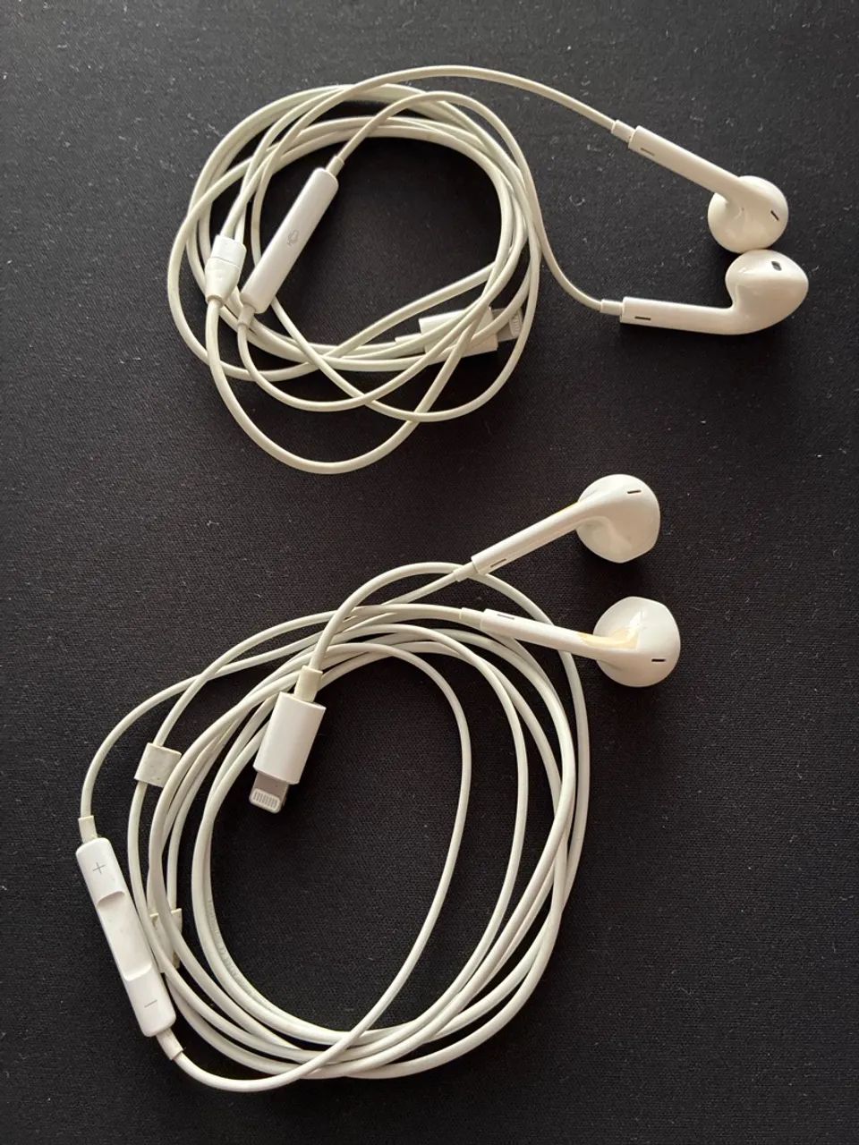Fone de Ouvido Apple EarPods Conector Lightning 
