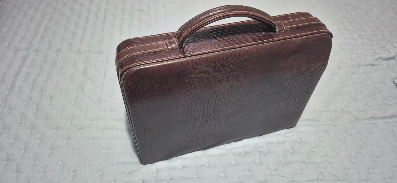 Maleta Médico Brami em couro marrom 