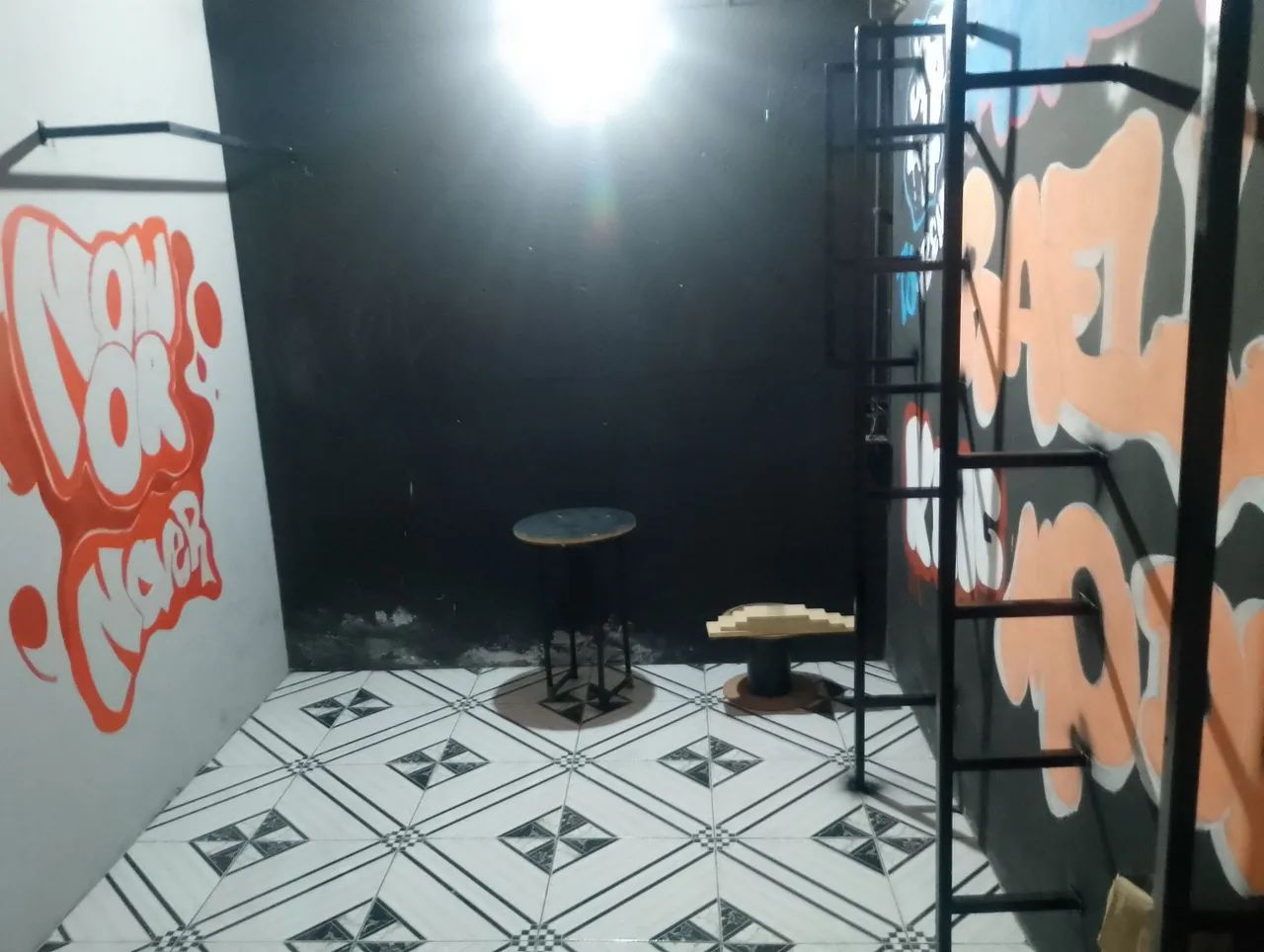 Acessórios para loja de roupas 