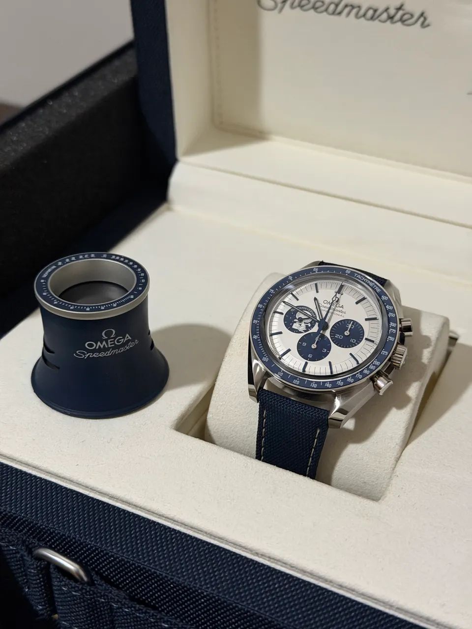 OMEGA SPEEDMASTER SNOOPY 