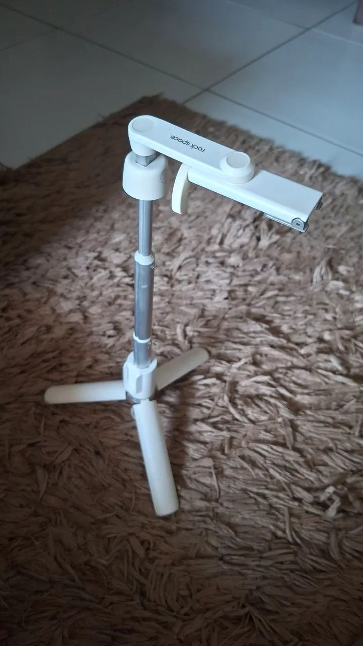 Pau de selfie branco com tripé - Foto 4